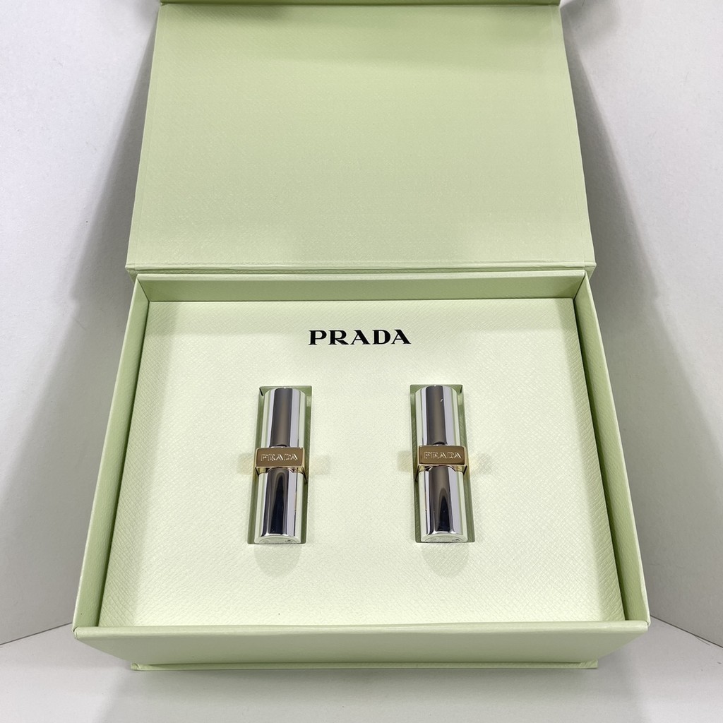 Prada PRADA Lipstick ชุดสองชิ้น