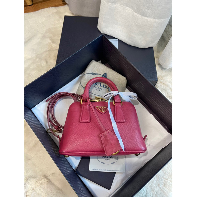 Used prada Alma mini  (สี Peonia) y.14