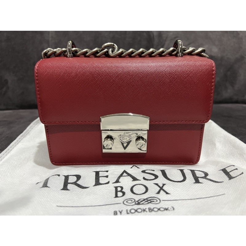 A Treasure Box - Burgundy Party S