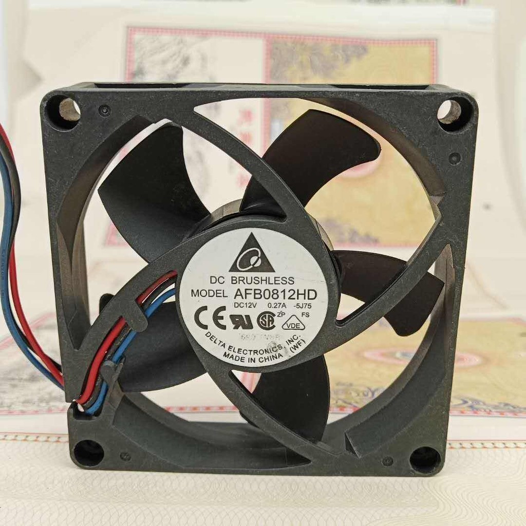 Delta AFB0812HD 12V 0.27 8 ซม.8020 3 สาย Double Ball โปรเจคเตอร์แชสซีพัดลมระบายความร้อน
