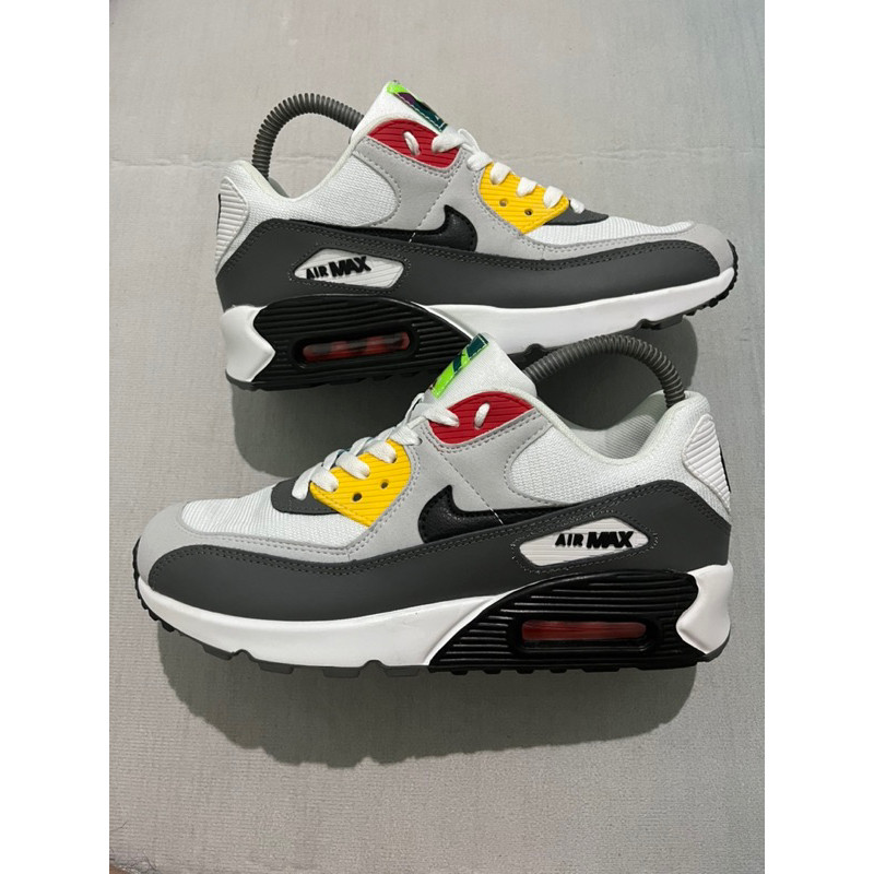 รองเท้า Nike Air Max 90 Peace, Love, Basketball 2021 มือสอง ของแท้ (Size 42/26.5cm) 2024