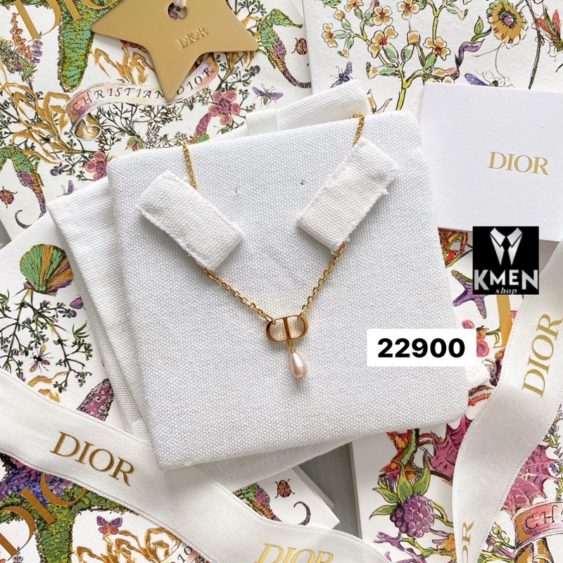 new สร้อยคอ  Dior พร้อมส่ง