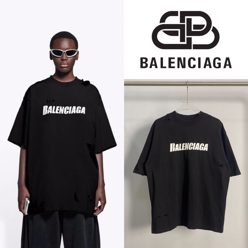เสื้อยืดแขนสั้น Balenciaga Distressed Logo Print T-Shirt (สีดำ)