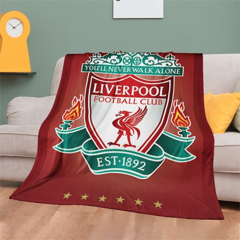 ในสต็อก ผ้าห่มที่กําหนดเอง Liverpool Football Club ผ้าห่มสําหรับ Home Living ของขวัญวันเกิด Air cond