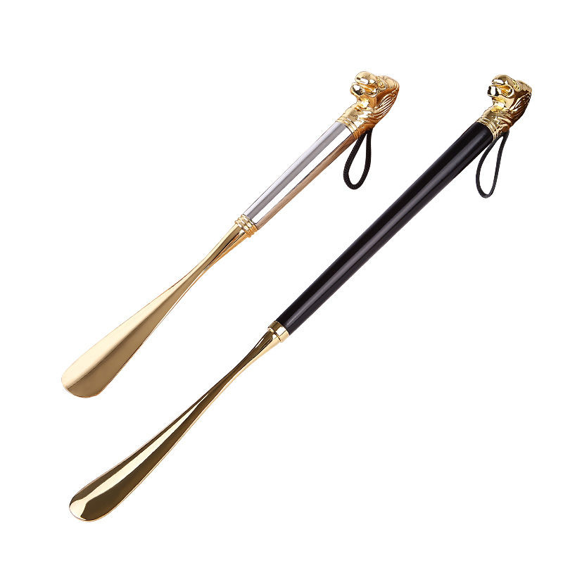 ไม้บีชหัวสิงโตโลหะ Shoehorn รองเท้าทองเหลืองยกรองเท้าด้ามยาวหัวสิงโต Shoehorn ของขวัญระดับไฮเอนด์