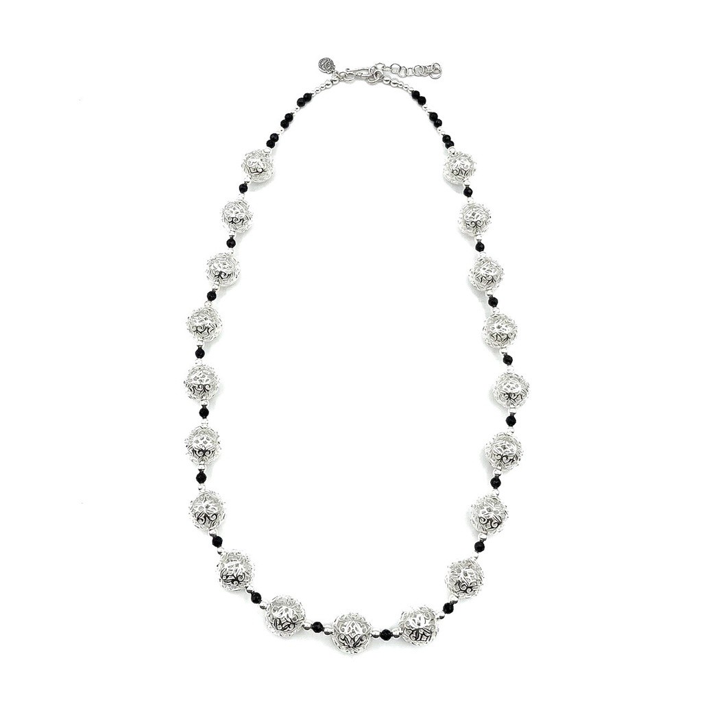 กรุณาสอบถามสต๊อคก่อนสั่งซื้อสร้อยคอลูกประคำเงินชุบทองคำขาวตอกฉลุลายดอกไม้ เงินแท้ 925 [NFS0001]