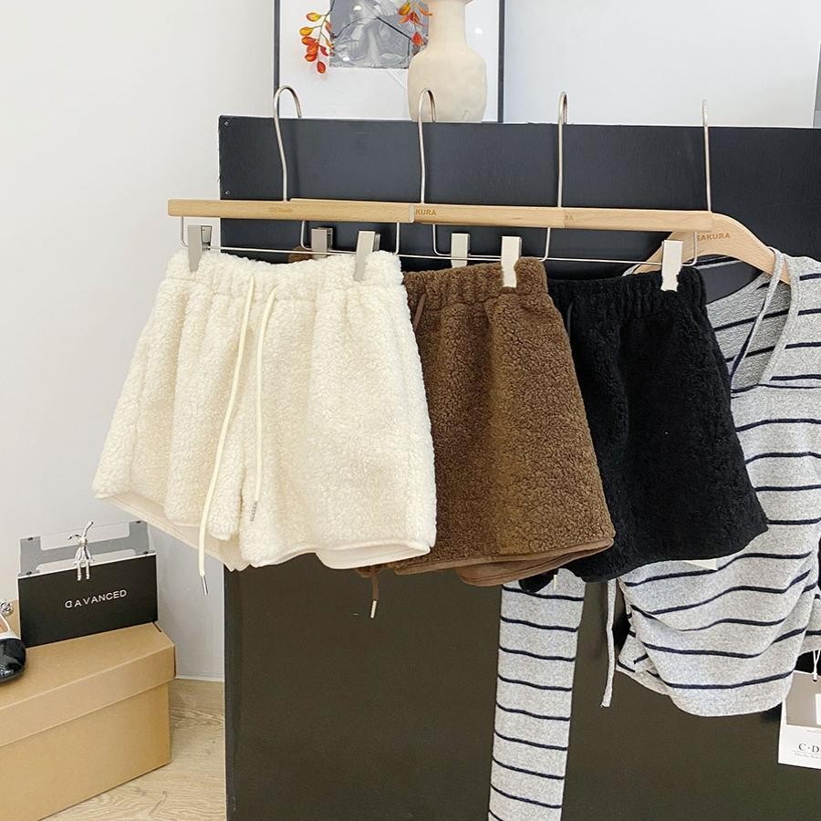 สไตล์ใหม่เกาหลีรุ่น Casual สีทึบหนา All-Match Elastic เอวสูง Lamb Wool กางเกงขาสั้นขากว้าง