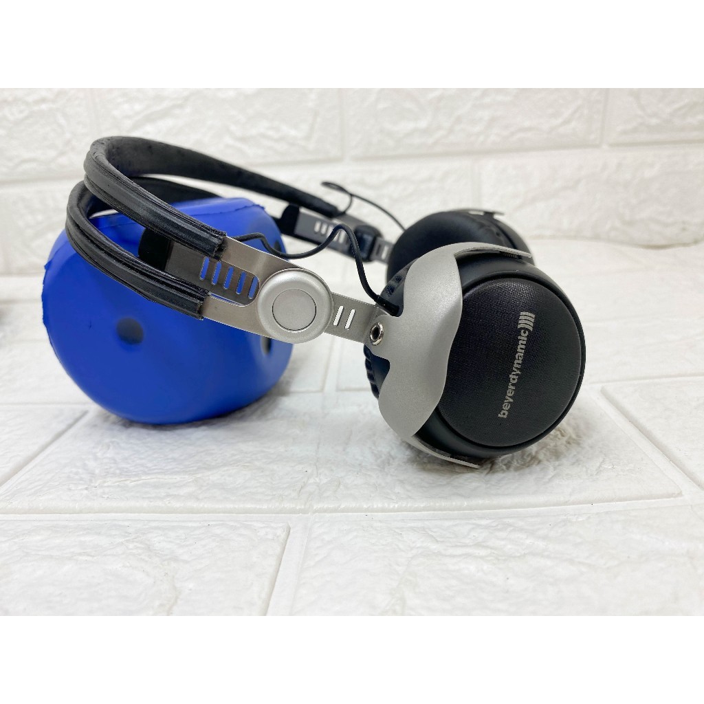 Beyerdynamic DT1350 Tesla Headphones