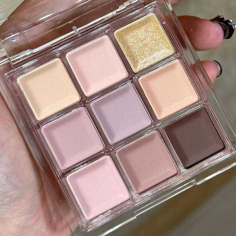 ▥ 9 สี Smoky สีดําสีชมพูอายแชโดว์แต่งหน้า Matte ช็อกโกแลตสีน้ําตาล Eye Shadow Shimmer Shiny Eye