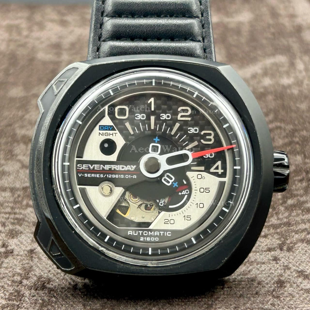 SEVEN FRIDAY V-SERIES  DAY NIGHT