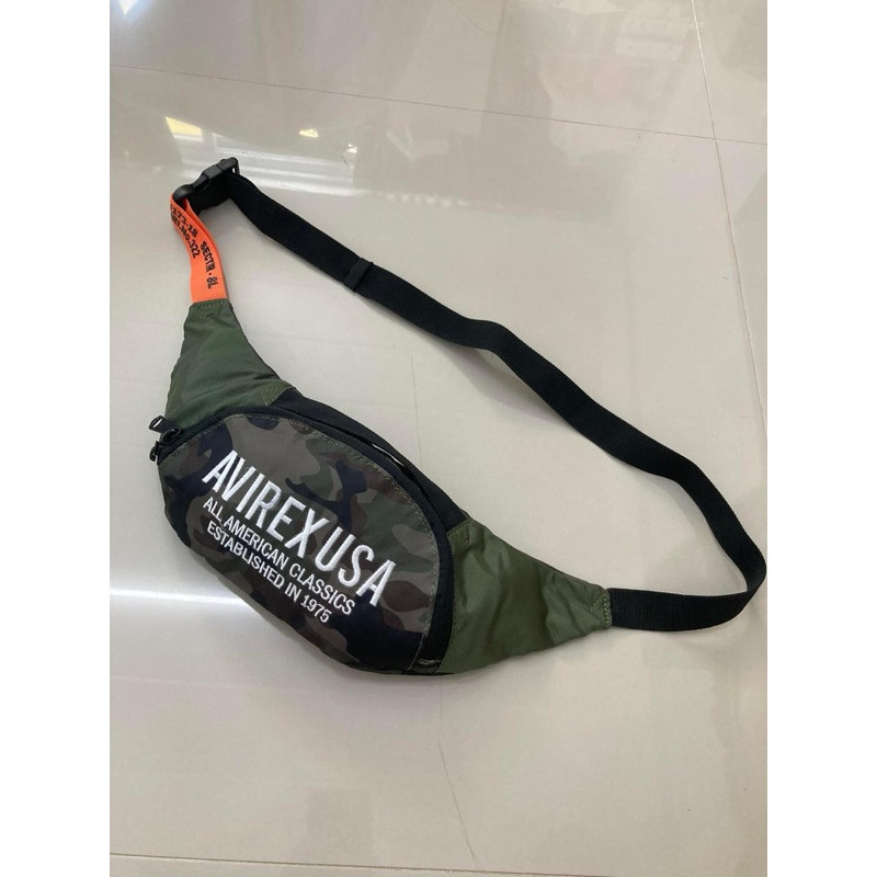 ขายกระเป๋าคาดเอวคาดอกลายพรางแบรนเสื้อนักบินดัง Waist Bag Avirex Usa Camouflage Woodland ยาว36cm กว้