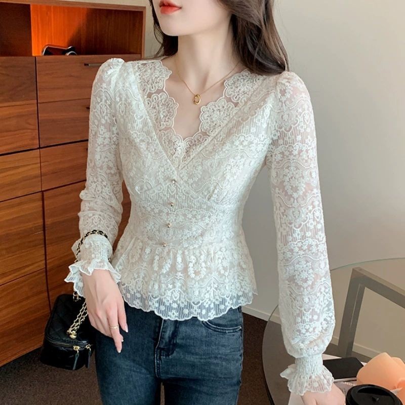 ใหม่สไตล์คอวีกลีบแขนแคบ-เอวเสื้อลูกไม้ผู้หญิงอารมณ์ระดับไฮเอนด์ลดอายุเสื้อขนาดเล็กทุกการแข่งขันด้านบน