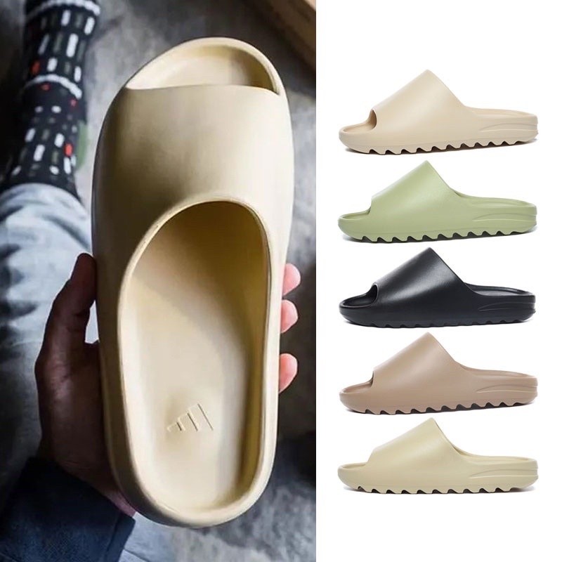 ♞,♘,♙[With box] โลโก้ อาดิดาส slide yeezy รองเท้าแตะสไตล์ Yeezy slide SP58 ชาย - หญิง รุ่นใหม่ล่าสุ