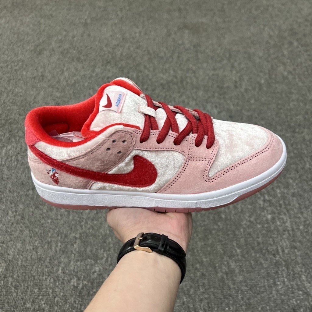 Strangelove X Nike SB Dunk Low Pro QS baloncesto ยามาฮ่า 2024