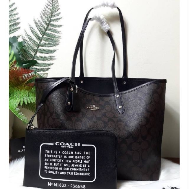 ♞กระเป๋า Coach tote แท้ outlet สีน้ำตาลเข้ม ใช้สลับได้ 2 ด้าน ผู้หญิง opi