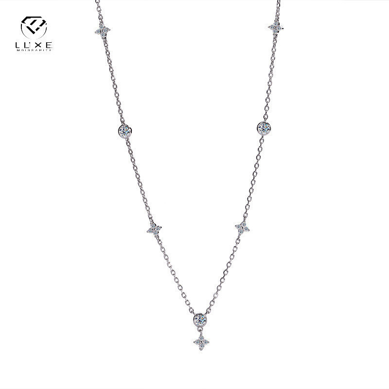 จริง Moissanite 2.4ct Four Leaf Clover Design Round Cut สีขาว D Elegant สร้อยคอ S925 เงินสเตอร์ลิงพ