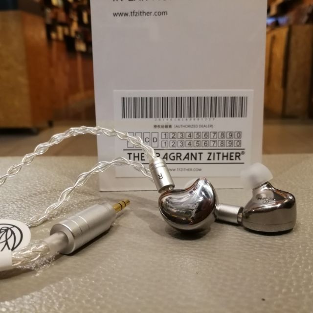 หูฟังในหู TFZ NO.3 TI ดีไซน์หรูหรา เสียงชัดเจน