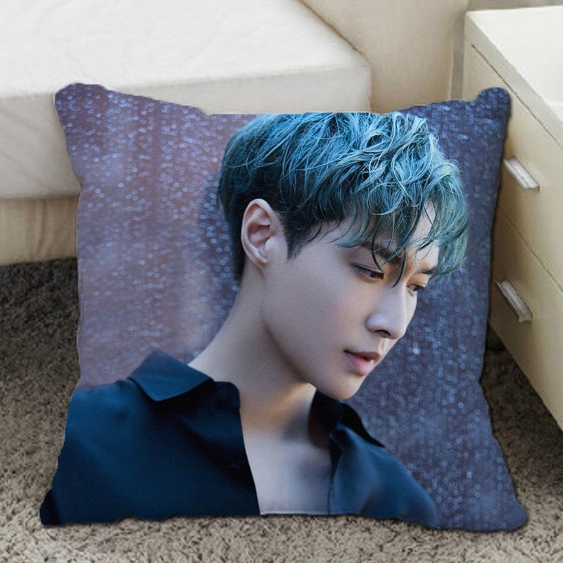 ในสต็อก Lay Zhang Yixing หมอน star photo DIY โซฟาเบาะ personallay Zhang Yixing หมอน star photo DIY โ