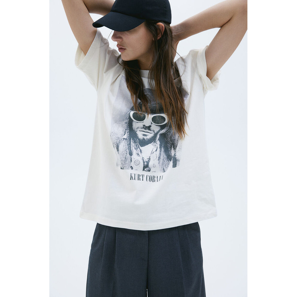 H&M  Woman Oversized printed T-shirt 0762558_10