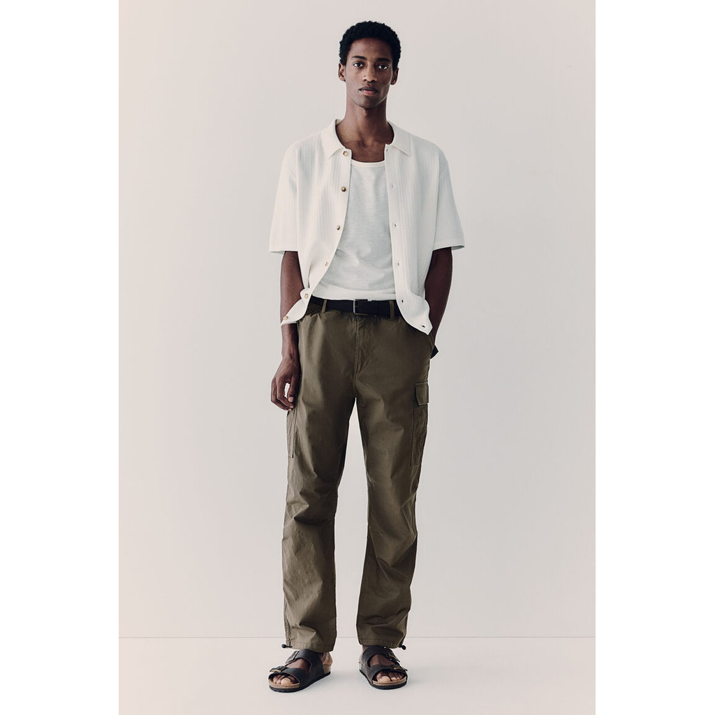 H&M  Man Regular Fit Ripstop cargo trousers 1106189_3
