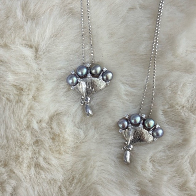 Bouquet of Pearls Necklace สร้อยคอมุกน้ำจืดแท้