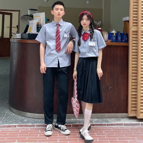 M/5XL ชุดนักเรียนเกาหลี ชุด 3 ชิ้น เสื้อ + โบว์ไท + กระโปรงจีบ สไตล์ญี่ปุ่น ใหม่ เครื่องแบบJK