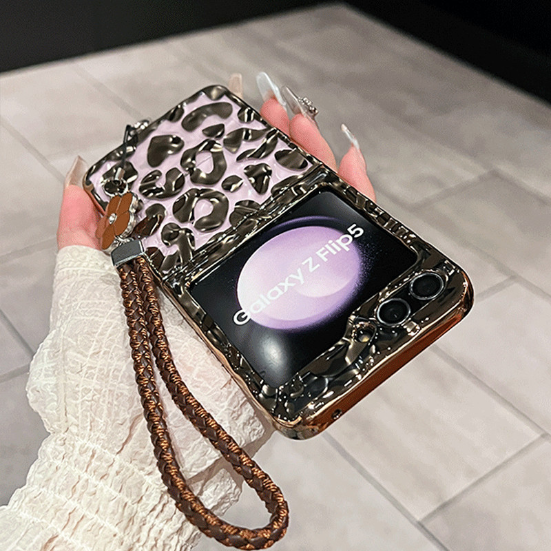 เกาหลีชุบเสือดาวเคสโทรศัพท์ดอกไม้ทอ Braceletfor Samsung Galaxy Z Flip 5 6 Z Flip6 ZFlip 5 Zflip6 ฝาหลัง