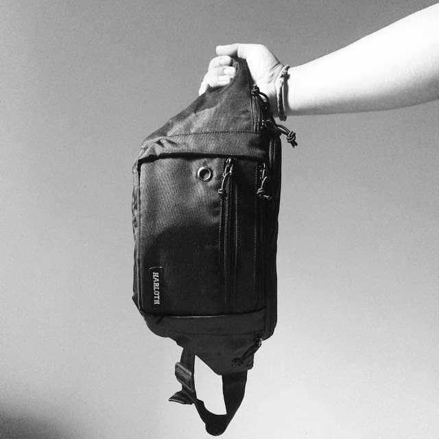 Harlot Zest กระเป๋าคาดเอว สีดํา