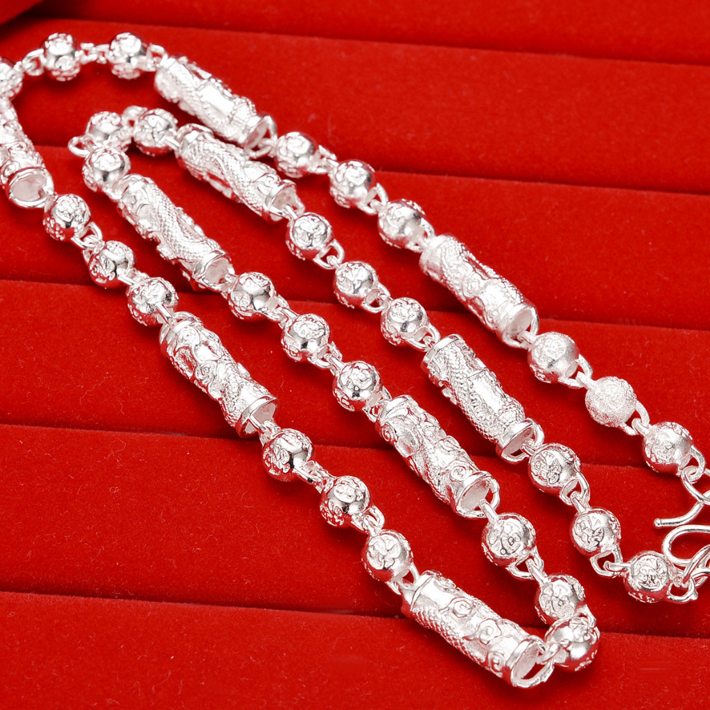 Lao Fengxiang เงินสเตอร์ลิงผู้ชาย Fortune ตัวอักษรสร้อยคอ 8M ลูกปัดแกะสลักมังกรรูปแบบสร้อยคอเครื่อง