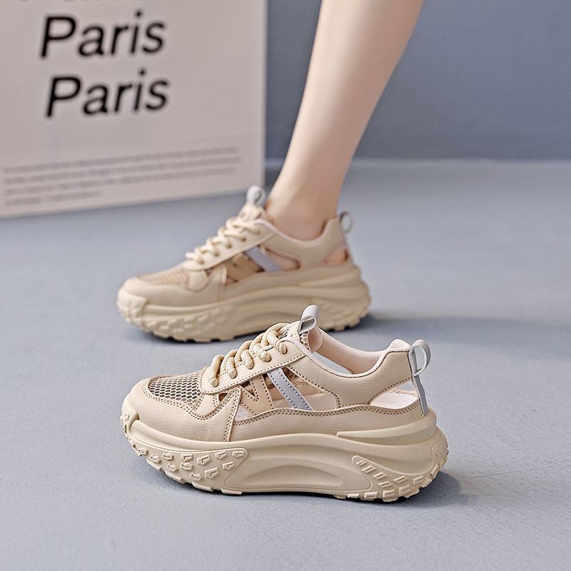 ฤดูร้อน Soft Sole สไตล์ใหม่ All-Match Commuter รองเท้าแตะกีฬาอินเทรนด์ผู้หญิง