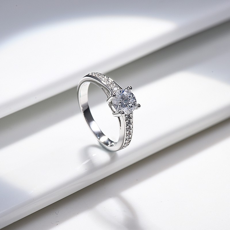 แหวนแฟชั่นผู้หญิง ATTRACT คริสตัลเพชรเดี่ยว Four-claw สําหรับ FASHION Charm แหวนคริสตัล sj625