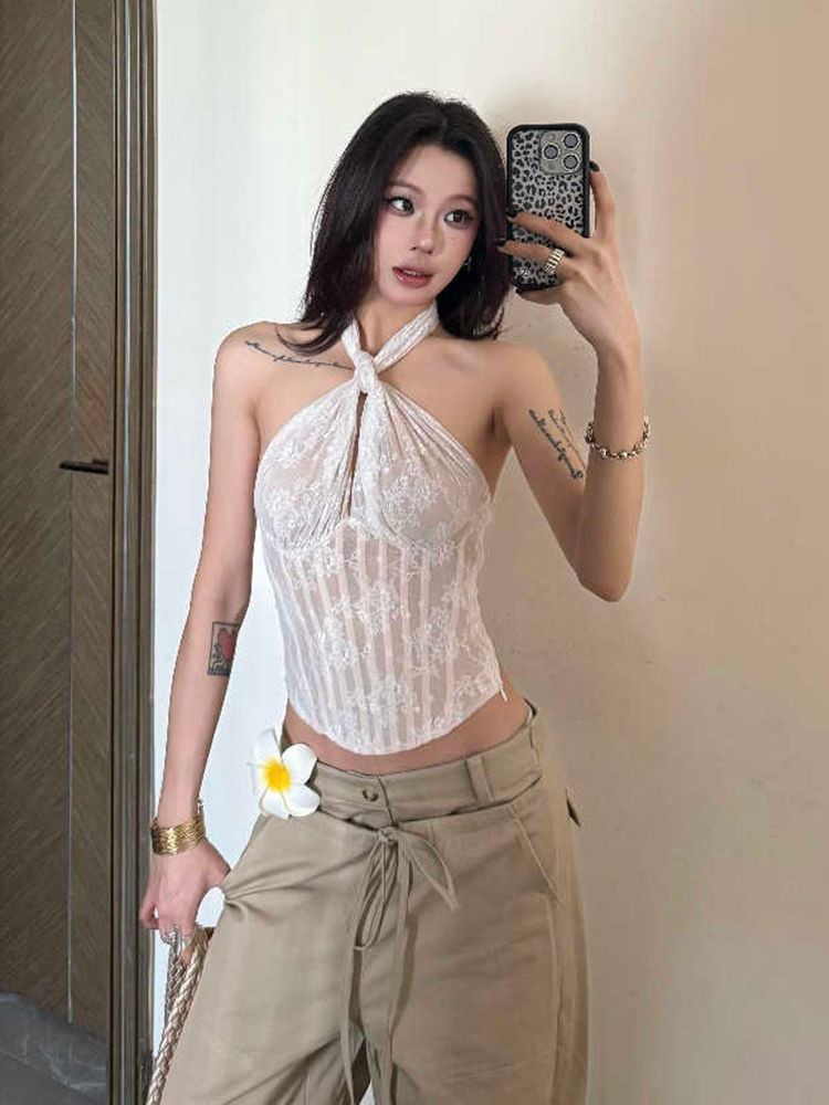 Shanmieleng ลูกไม้ Fishbone Cross Halter เสื้อกั๊กสลิงผู้หญิง 2025 ฤดูร้อนสไตล์ใหม่เซ็กซี่ Halter Top