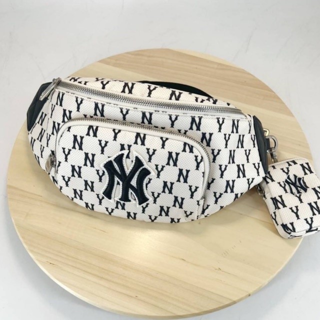 ,,️แท้ % MLB Waist Belt Bag คาดอก คาดเอวค่ะ frty