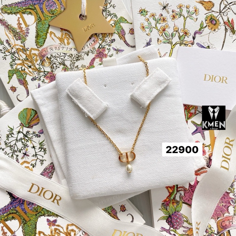 new สร้อยคอ  Dior พร้อมส่ง