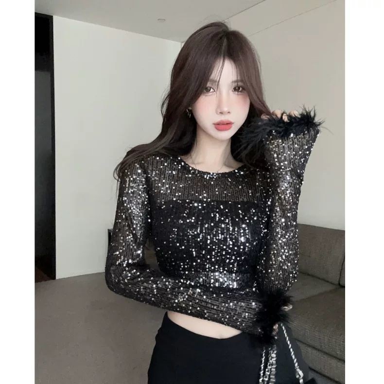 เสื้อยืดแขนยาวปักเลื่อมเซ็กซี่ผู้หญิงเย็บขนสัตว์ด้านใน จุดต่ําสุด เสื้อสลิมฟิตสะดือสั้นด้านบน