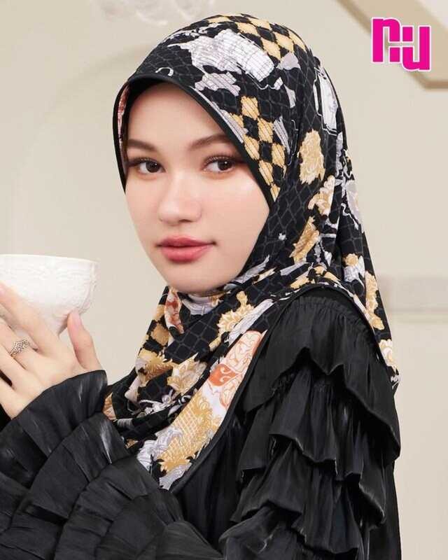 ผ้าคลุมสวมสำเร็จ NUNUH รุ่น RAYA ทรงฟองน้ำตรง (Fn-T)