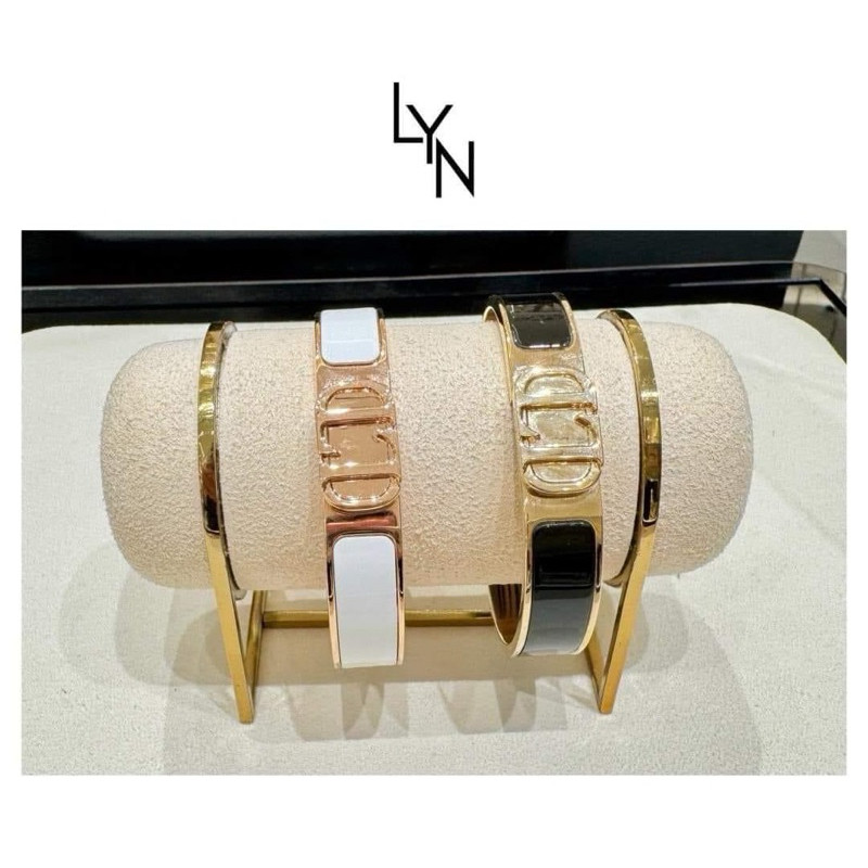 Lyn Jewelry รุ่น Abigailกำไลข้อมือ สร้อยข้อมือ พร้อมกล่อง Lyn แท้จากช็อป