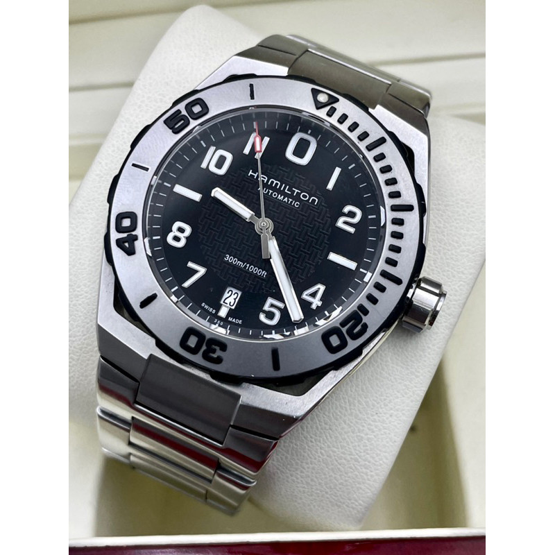 HAMILTON KHAKI NAVY SUB AUTOMATIC DIVER 300 M.  นสฬิกามือสอง นาฬิกาเเท้100%