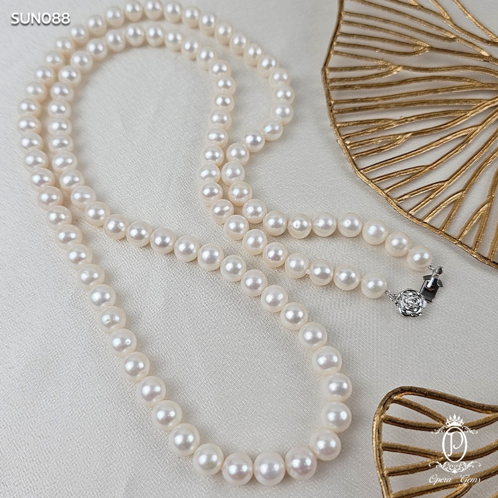 ♞Operagems สร้อยคอมุกน้ำจืดแท้ทรงกลม ไข่มุกสีขาวนวล ไซส์ 8-8.5 mm.ตะขอล็อคดอกไม้ เงินแท้ 92.5 SFH