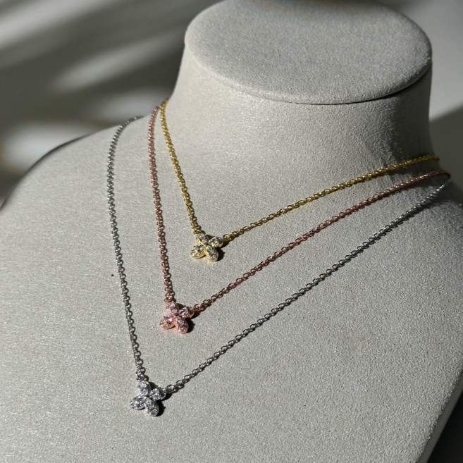 Kind Jewelry สร้อยจี้ Magnolia