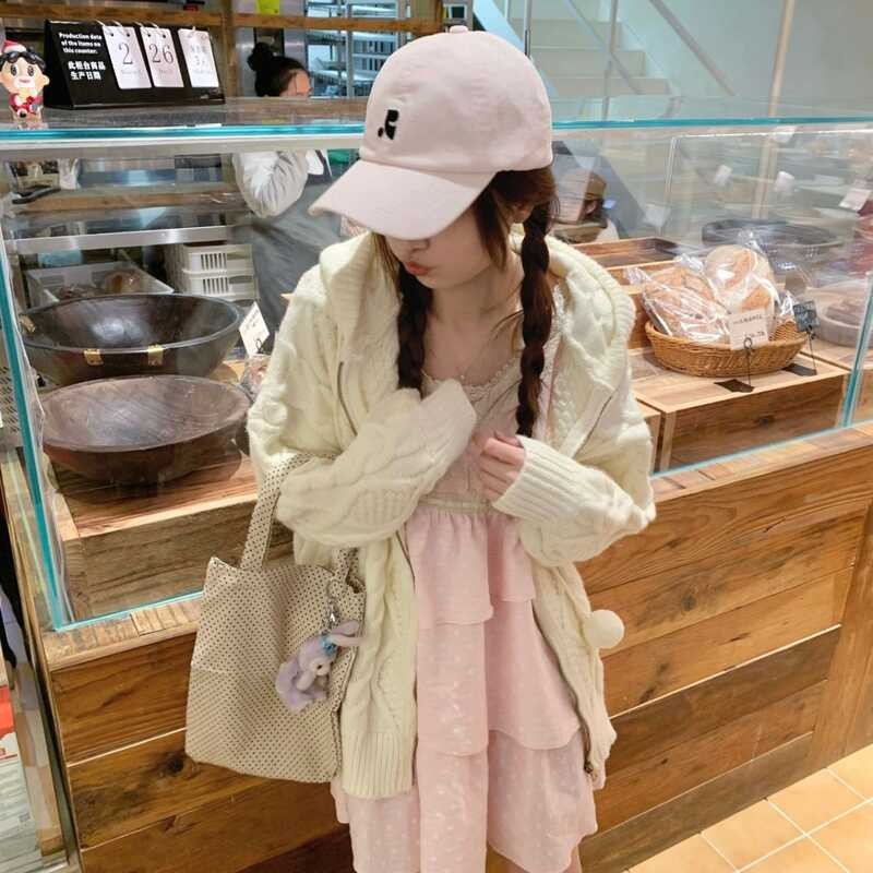 Zhang ร้านอาหารเกาหลีปักหมวกแก๊ปผ้าลูกฟูก Miaoyi เดียวกันหมวกเบสบอล Rr ผู้หญิง