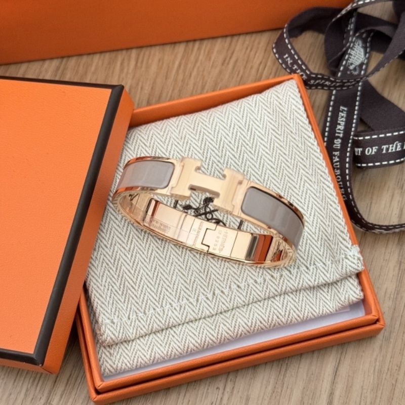 กำไลhermesแท้100%ส่งฟรีมีของแถม