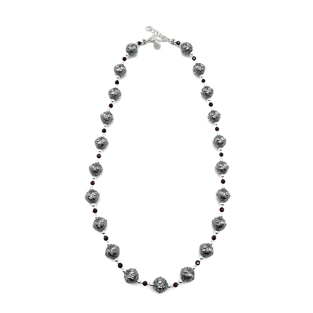 กรุณาสอบถามสต๊อคก่อนสั่งซื้อสร้อยคอลูกประคำเงินตุ๊กตาเมี่ยน เงินแท้ 925 [NFS0001]