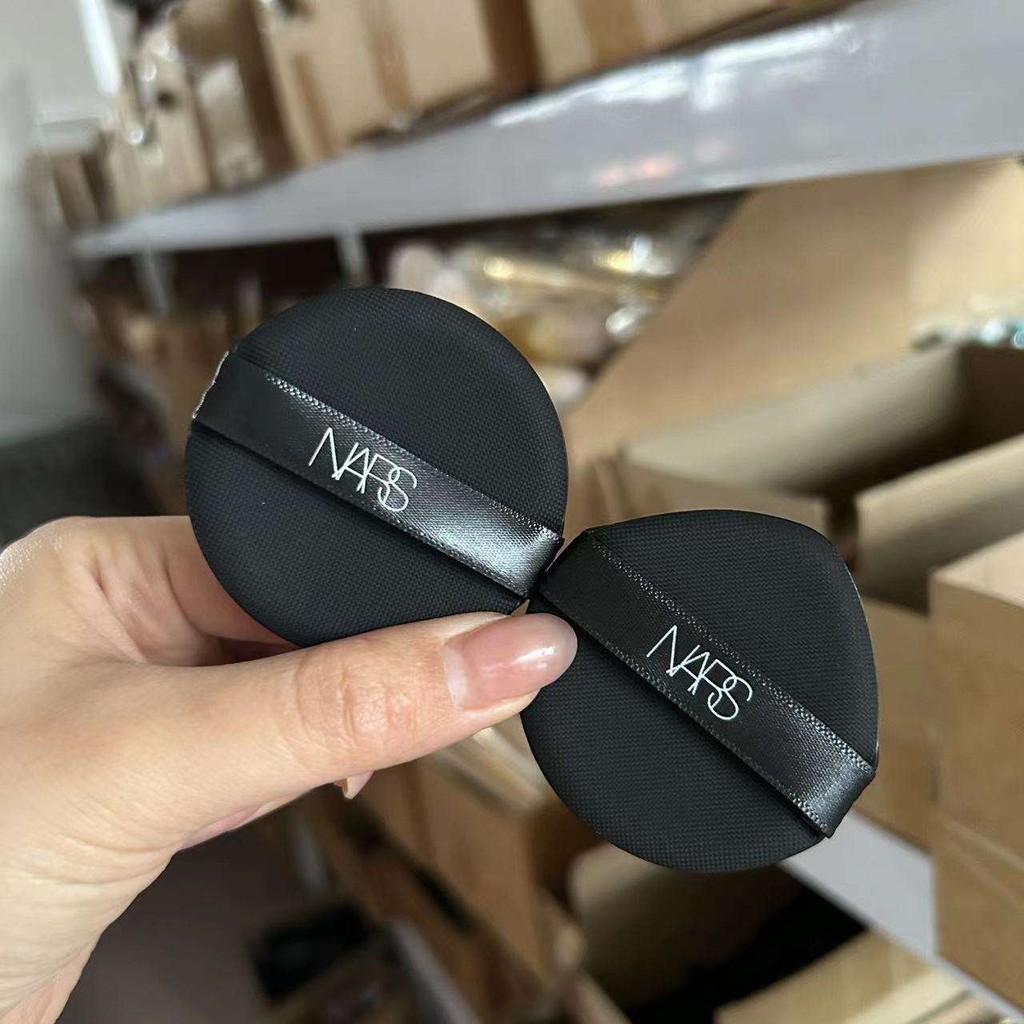 แบรนด์ใหญ่ NARS Air Cushion Puff Nas Super Square Bottle Liquid Foundation Air Cushion Puff Delicate Fit Soft