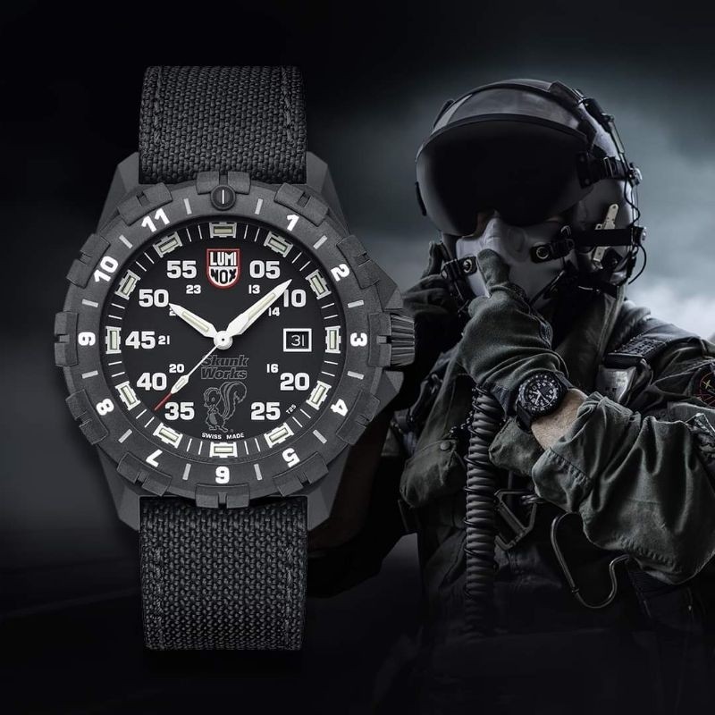 นาฬิกาข้อมือ LUMINOX F-117 NIGHTHAWK x Skunk Works 6440 Heritage รุ่น XA.6442.H.SET