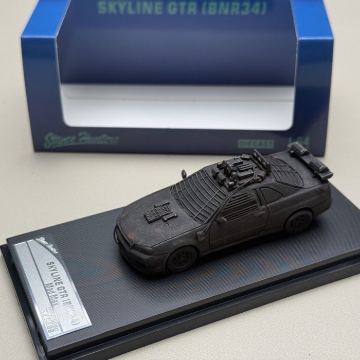 SH 1: 64 Skyline GTR R34 Mad Max Doomsday Rust Distressed รถจําลองคลังสินค้าพร้อม