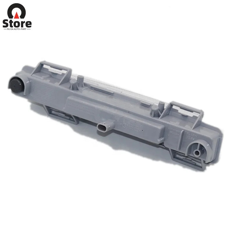 2049068900 2049069000 For Mercedes-Benz W204 S204 C350 W212 R172 Car Front DAYTIME RUNNING LIGHT LA