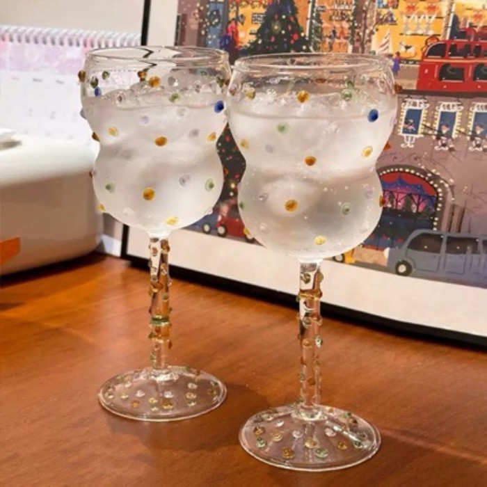Goblet แก้วอัญมณีสีสันสดใส Decompression แก้วไวน์ Art Jelly Bean ของขวัญสร้างสรรค์สีสัน Dot