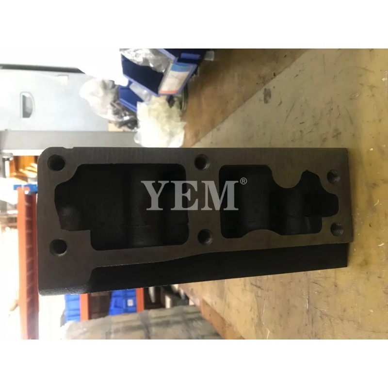 For Isuzu 4BD1 Excavator Engine Parts 4BD1 Cylinder Head