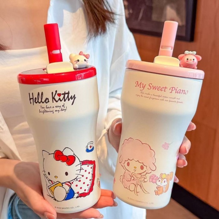 Sanrio สไตล์ใหม่ Ice Master Cup HelloKitty ถ้วยกาแฟฟาง 316 ซับฉนวนกันความร้อนเย็นน่ารักสาว Handy Cup นักเรียน Portab